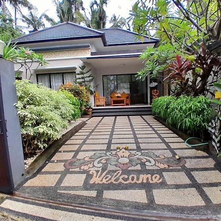 Villa Karma Candidasa Exteriör bild