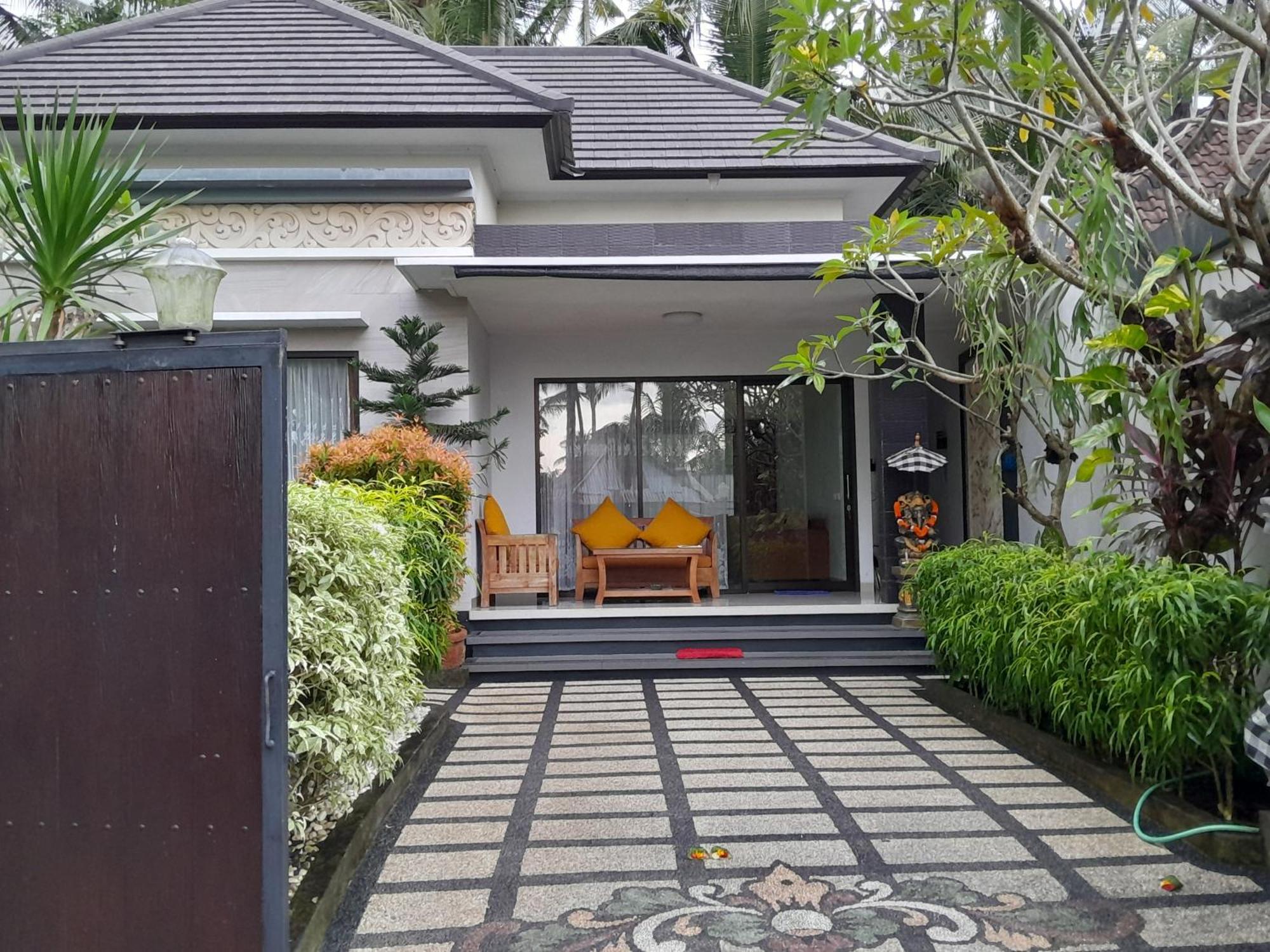 Villa Karma Candidasa Exteriör bild