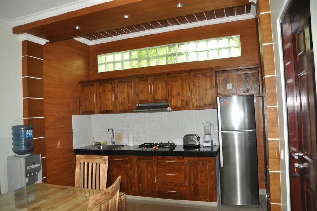 Villa Karma Candidasa Exteriör bild